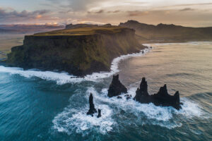 iceland_vik_reynisdrangar_myrdalsjokull_skarpi_DJI_0044