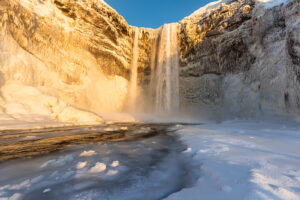 iceland_waterfall_skogafoss_frosen_winter_ice_Skarpi_GJ1A0901